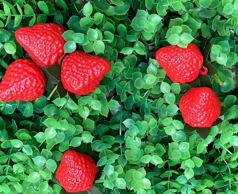 18PCS Plastic Artificial Red Strawberries Fake Lifelike Simulation Realistic ... gallery