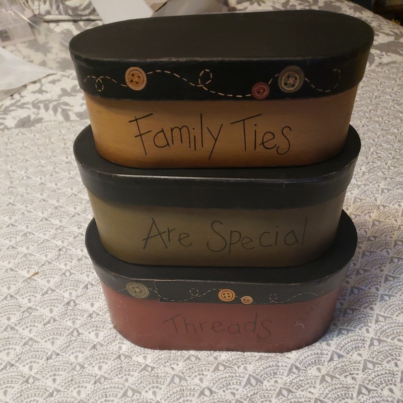 Set 3 Nesting STACKING BOXES oval Storage sewing family ties arespecial threads