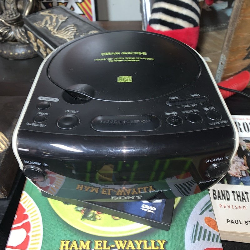Sony Dream Machine ICF-CD815 FM/AM CD Clock Radio Alarm – Tested, Clean, Vintage