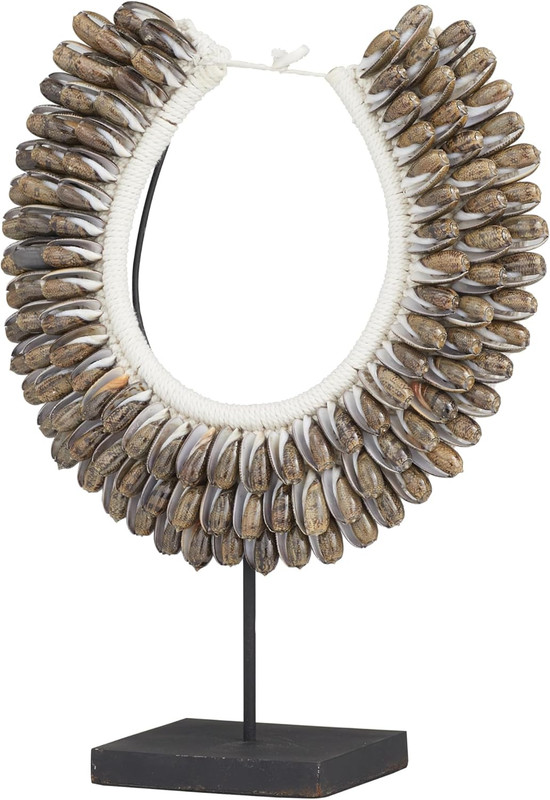 Shell Necklace Handmade Decorative Sculpture Home Decor Statue with Stand, Accen