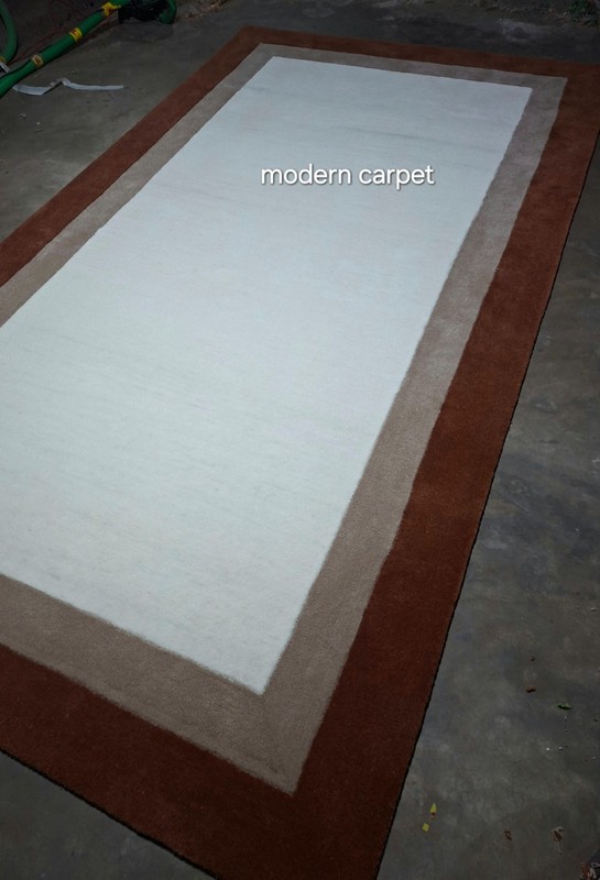 Irregular Shape Rugs Handmade 100% Woolen Hand Tufted For Home Decoration