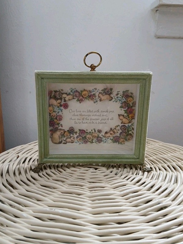 Vintage Shadow Box 6x5in Kitties Pansies Collectible Retro Home Decoration