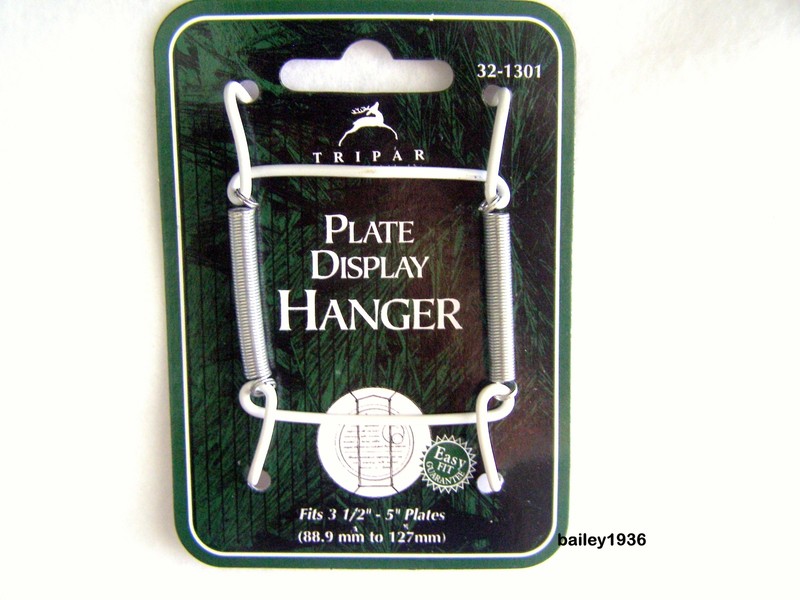 DELUXE Wire Plate Hanger CHOICE of 6 Sizes WHITE or BRASS - HANGING BRACKET/NAIL gallery