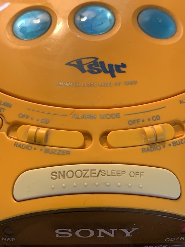 Sony Dream Machine ICF-CD831 PSYC RARE Y2K Yellow CD Alarm Clock Radio TESTED gallery