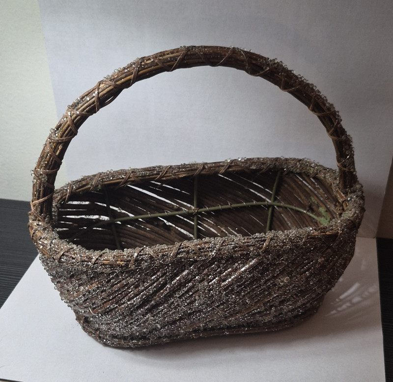 Brown Twig Woven Oval Decorative Basket w/ Handle, Rustic Vintage Shiny
