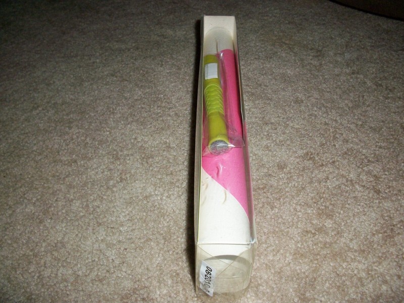 Wall POPS! Flirt Dry Erase Dot Decals - (3) 13 in x 13 in and Marker gallery