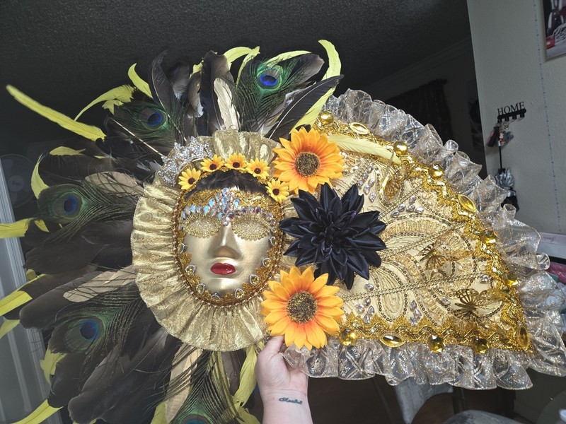 Mascara Y Abanico Pra Oshun Ibu kole gallery