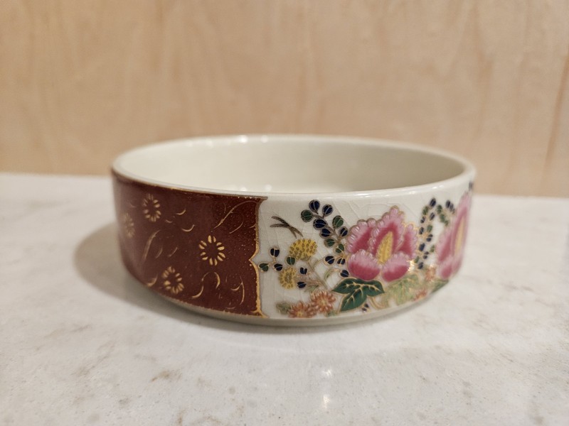 Satsuma 5 inch Trinket Candy Dish Bowl Red & Pink Yellow Flower Japan Porcelain