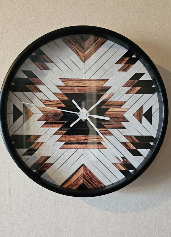 10” Southwestern Tribal Design Wall Clock – Native American Style Décor