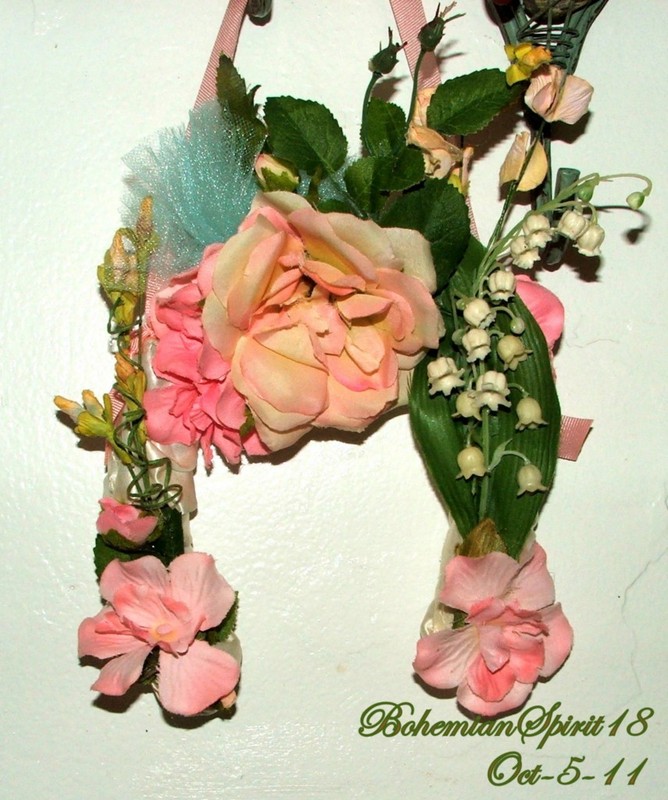 Artisan Original GOOD LUCK Real HORSE SHOE Floral Victorian Style Wall Decor