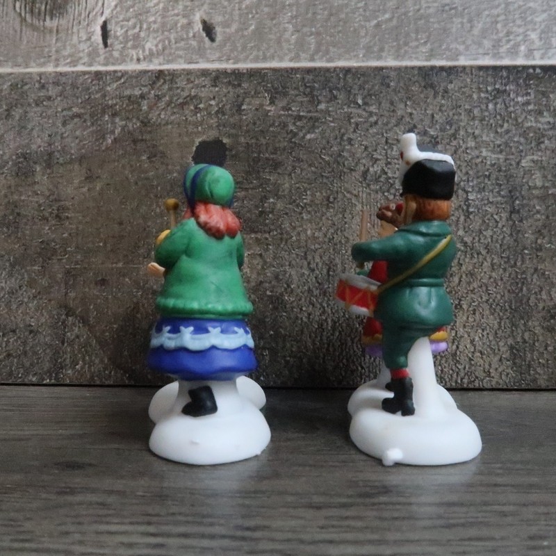 Dept 56 Christmas Morning Parade Dickens Village 2pc Set gallery