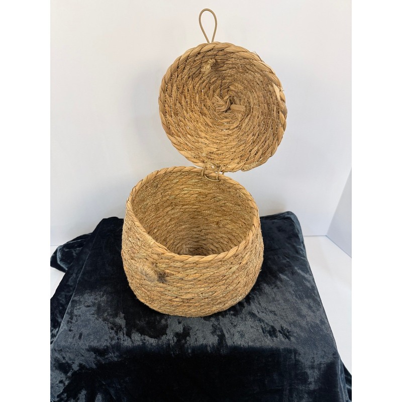 Vintage Handwoven Round Straw Basket with Lid Natural Seagrass Trinket Holder