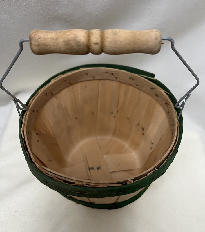 Decor Basket Crafts Plants Apples/Fruit Approximately 6”dia x 4.5”H gallery