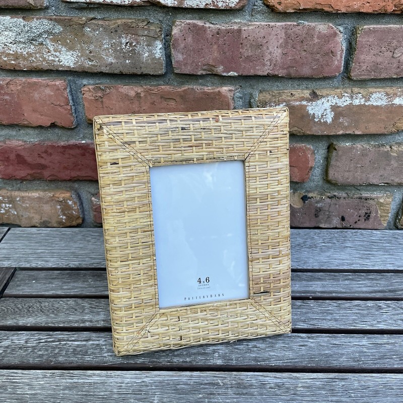 Pottery Barn Woven Picture Frame Mango Wood Rattan 4”x6” Flaws NWOB