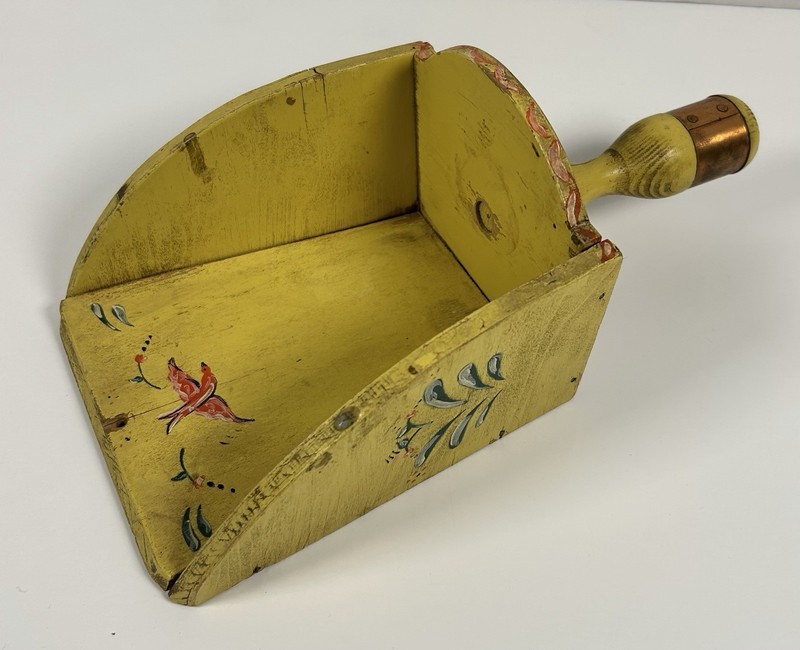 Folk Art Painted Wooden Grain Scoop Wall Decor Shelf Yellow Bird Antique gallery