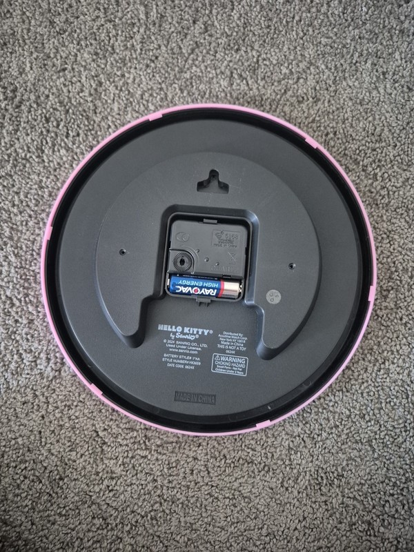 Hello Kitty Clock Pink Works (Gently Used) (Battery Not Included) gallery