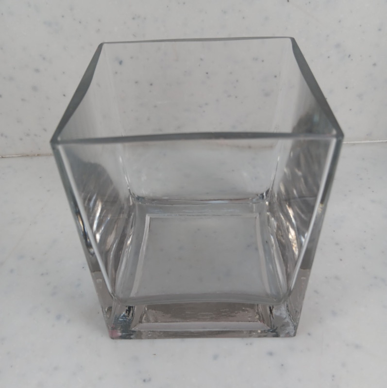 Heavy 4.75" Clear Cube Vase unbranded 3 lbs.