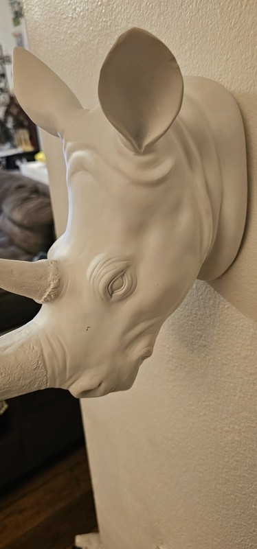 Z Gallerie Rhino Head White 14x10x5 Quality Resin Wall Art Taxidermy gallery