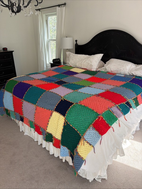 9ft X 9 Ft unique one of a kind Handmade Crocheted King Size Afghan ￼