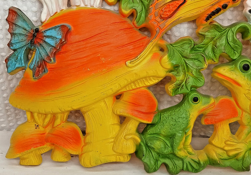 1970'S HOMCO PSYCHEDELIC MUSHROOM FROG BUTTERFLY PIECE HANGING WALL ART PLAQUE gallery