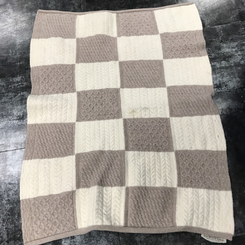 Aran Sweater Market 100% Merino Wool Cable Knit Irish Throw Blanket 41×33”