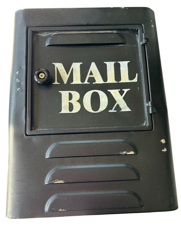 Rustic Metal Wall Mailbox Key Holder Entryway Organizer Hooks Black