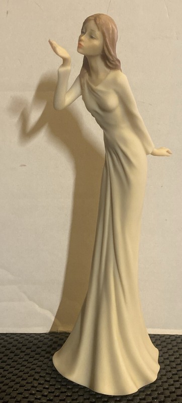 Studio Collection By Veronese Design Young Lady Air Kiss Statuette ~ 10.5” Tall gallery