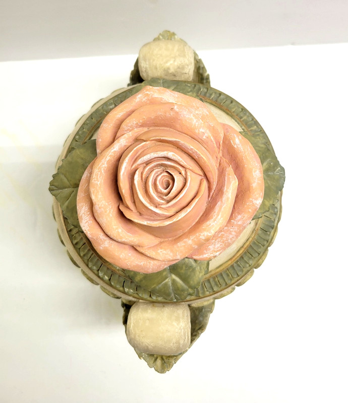 Centerpiece Bowl w/ Peach Rose Lid & Handles / Decorative gallery