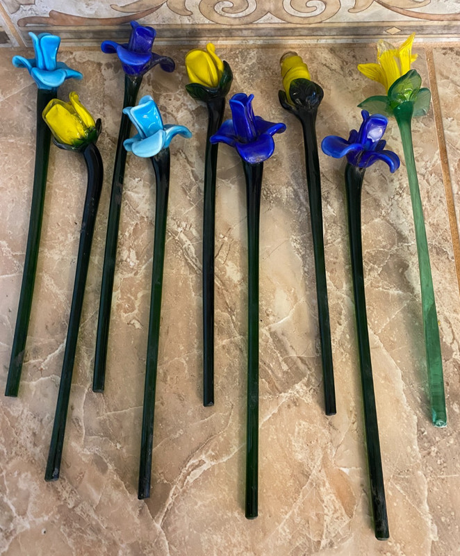 VTG long stem colorful Murano style flowers – 12″ – lot of 9