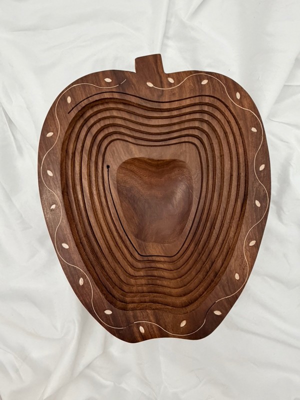 Hand-Carved Decorative Apple Wooden fruit Bowl – Brown