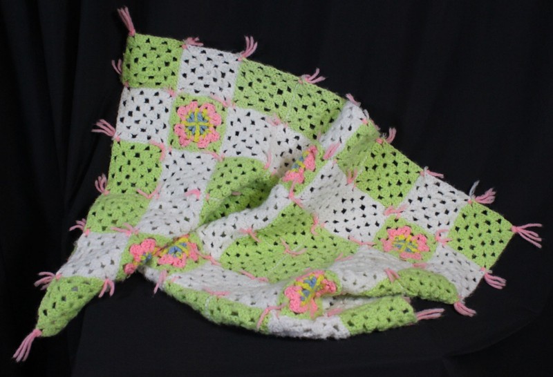 Vtg Afghan Blanket Lap Baby Doll Granny Square Green White Pink Blue 30×20 Retro