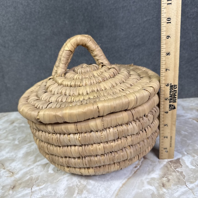Hand Woven Boho Coiled Straw Basket W/ Lid Round gypsy 5.5” X 10.5” gallery