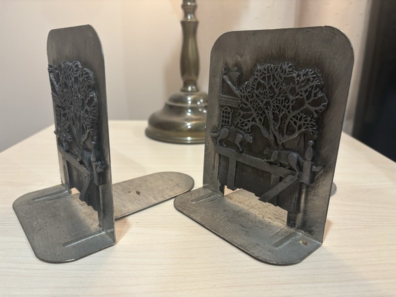 Vintage Metzke 1980 Made In USA Pair Pewter Cats on a Fence Library Bookends gallery