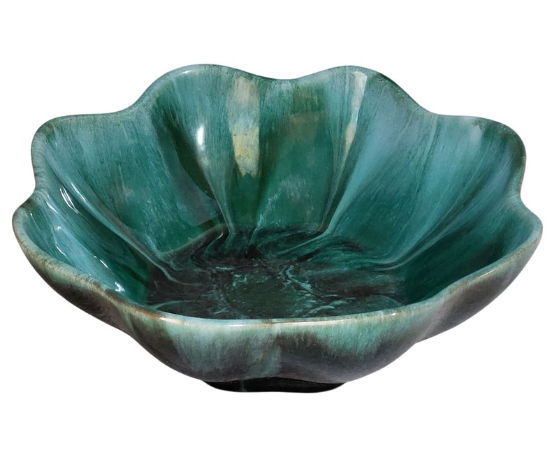 BMP Blue Mountain Pottery Blue Green Drip Glaze Bowl Ruffle Scallop Edge 10″