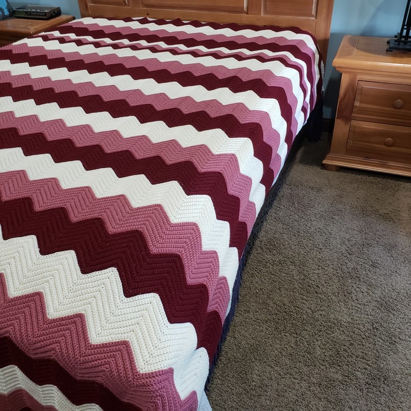 Vtg Chevron Afghan Blanket 76×100 Grandmacore Crochet Mauve Pink Cream 70s Retro