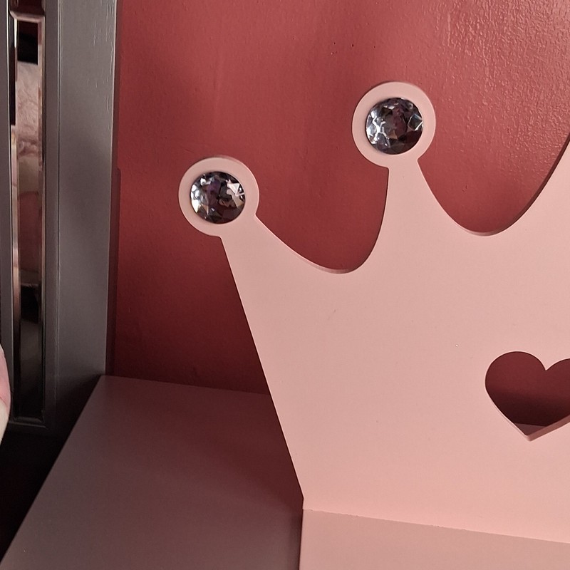 White Wooden Crown Decorative Sign Heart Cutout Kids Princess/Fairies Theme gallery