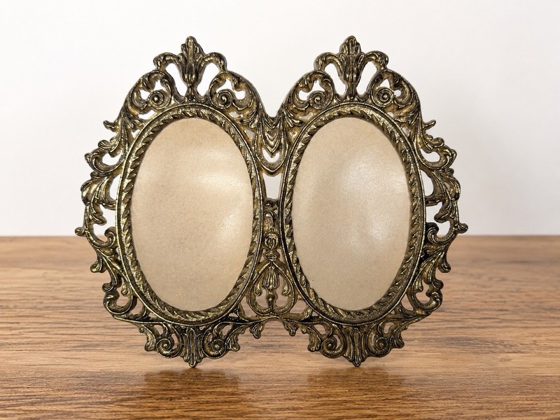 Vintage Ornate Brass Double Oval Picture Frame Victorian Style Easel