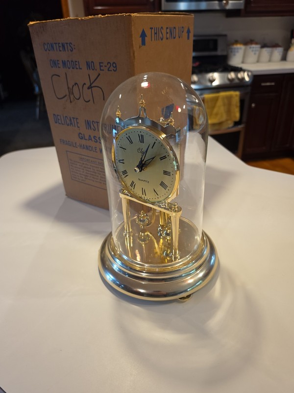 Elgin Glass Dome Quartz Anniversary Clock Rotating Pendulum Mantel Model E-29 gallery