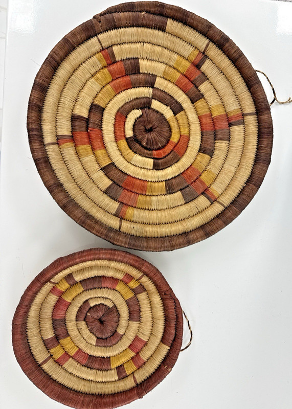 Set of 2 Hand Woven Wall Baskets Boho Tribal Natural Fiber Hanging Decor