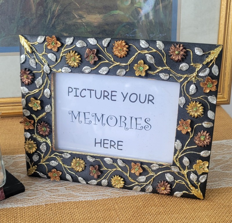 Sparkly Gold Copper Bronze Silver Florals on Black Resin Picture Frame, 4″x6″
