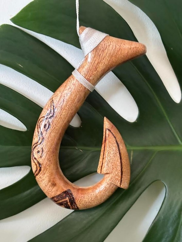 Hawaiian Solid Wood Polynesian 6″ Mini Fish Hook Tribal Wall Hanging Home Decor