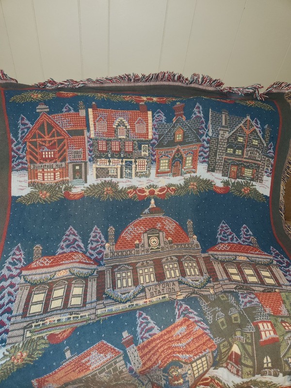 Dickens Village Goodwin Weavers Dept. 56 Throw Blanket Victoria Station