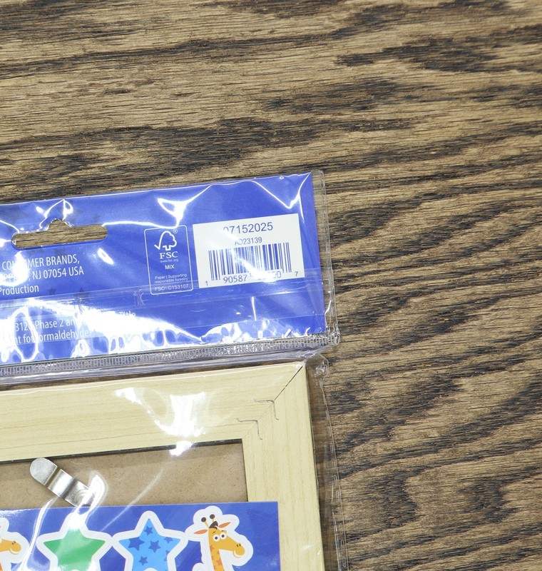 LOT OF 10 Toys R Us Make Your Own Picture Frame Kit Set Brown 4 In .x 6 In. gallery