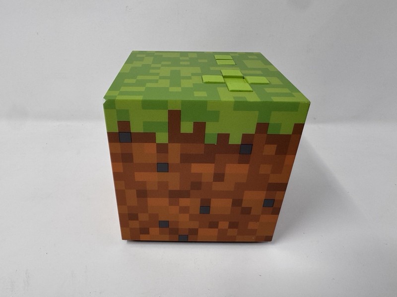 Minecraft Mood Light Alarm Clock Plays Music Official Mojang Tested Works gallery