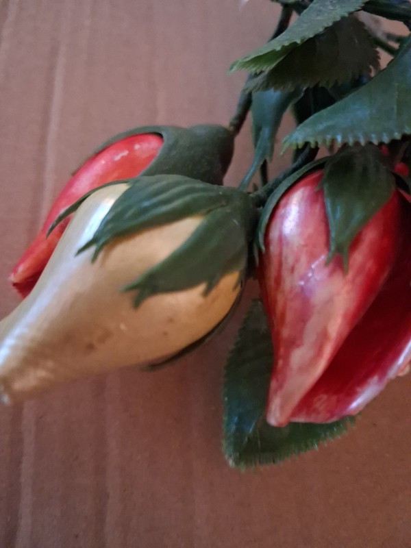 Handmade Hand Pained Stem Sea Shell Rose Buds Flowers Set of 7 Home Decor gallery