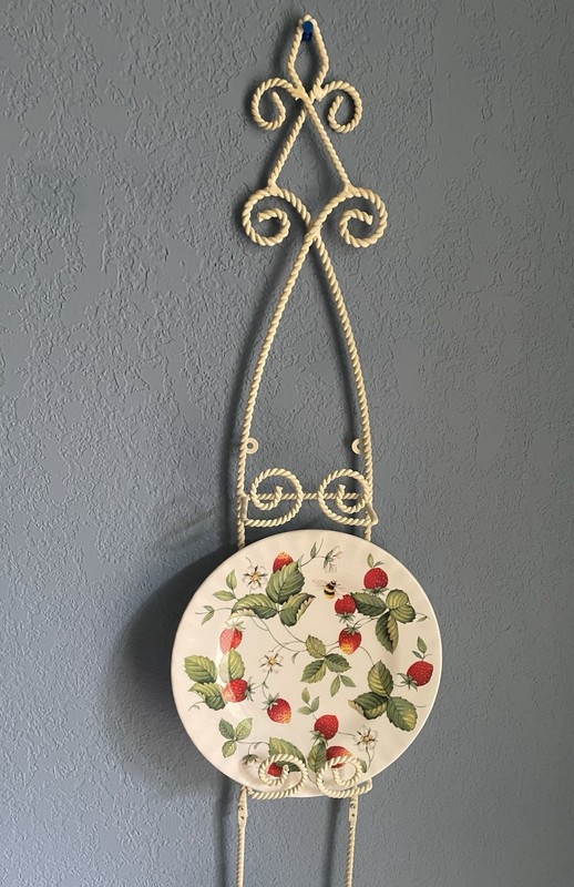 Vertical 4 Plate Holder Rack 43” Wall Mounted Warm White Spiral Scroll Design