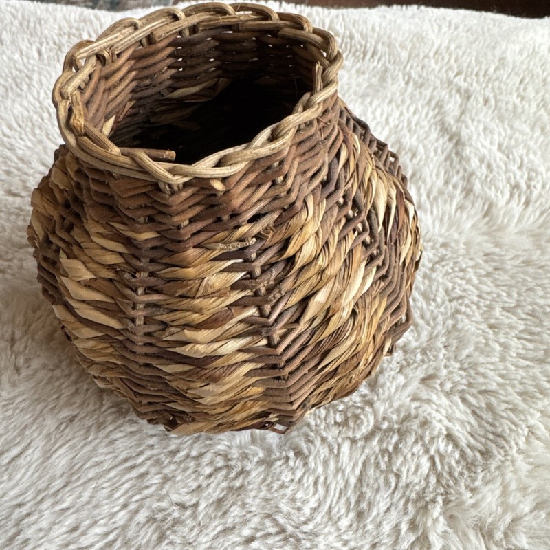 Retro Wicker Basket Vase Wood Flower Vase Dried Flower Vase Home Accents