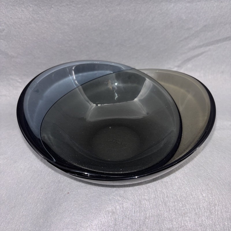 Orrefors Sweden Smokey Quartz Mingle Duo Glass Bowl By Lena Bergstrom 7 Inch EUC