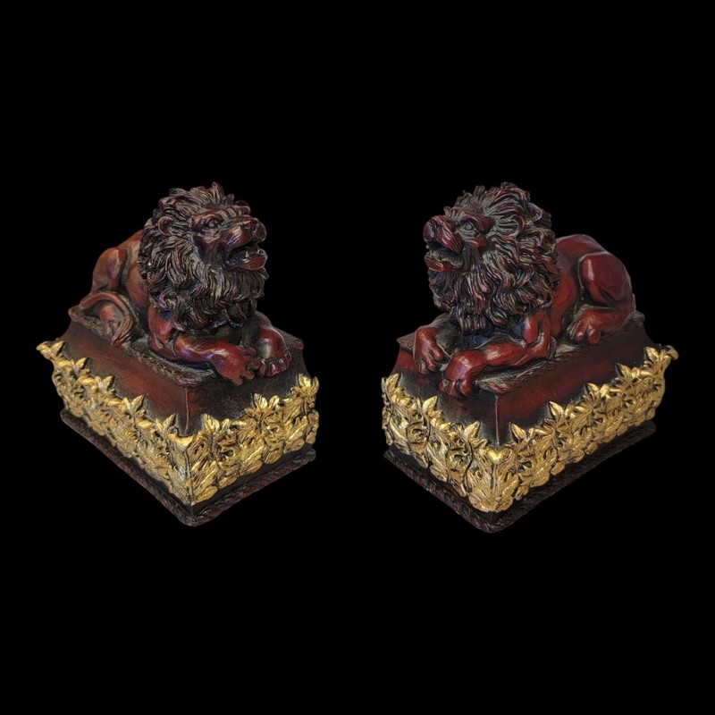 Lion Bookends Pair Faux Wood & Gold Leaf Resin 5.5" gallery
