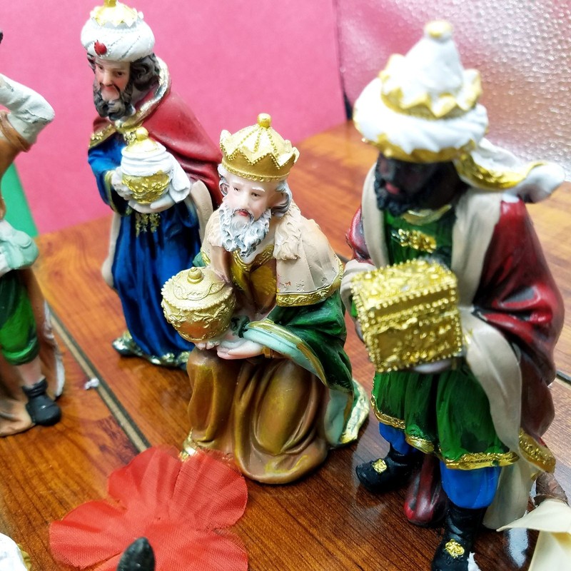 Christmas Nativity Scene Set Figures Polyresin Figurines Baby Jesus 11PCS SET gallery